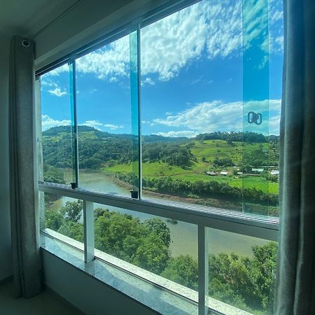 Edificio Avenida Apartment Piratuba Bagian luar foto